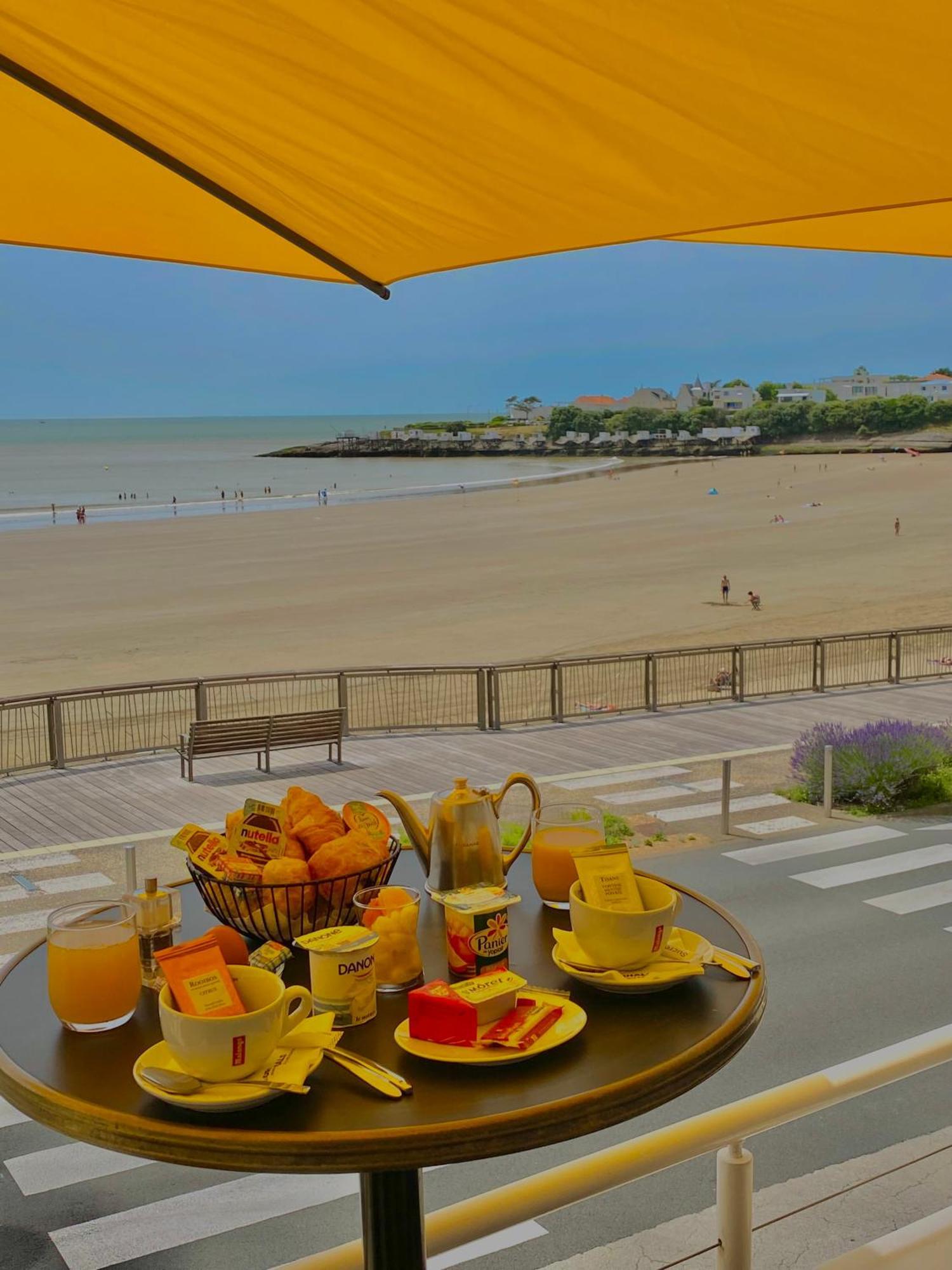Hotel The Originals Miramar, Royan Pontaillac Экстерьер фото